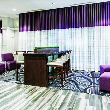 La Quinta Inn & Suites By Wyndham San Antonio Riverwalk מראה חיצוני תמונה