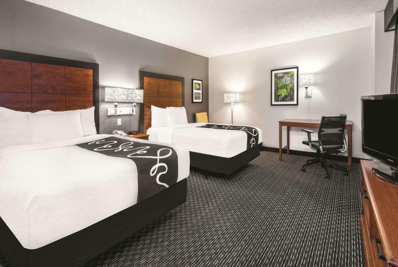 La Quinta Inn & Suites By Wyndham San Antonio Riverwalk מראה חיצוני תמונה