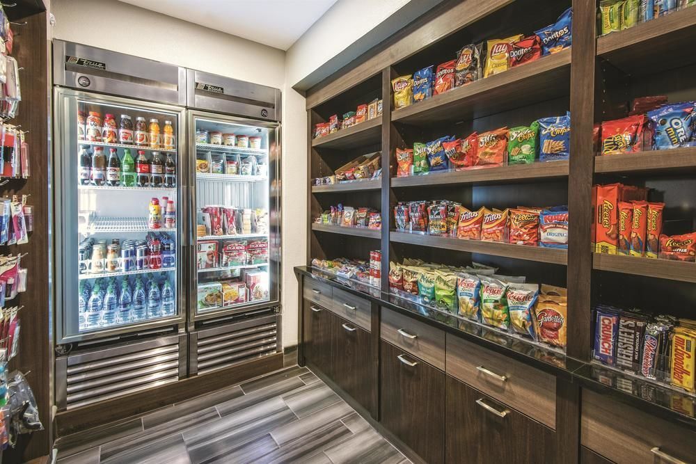 La Quinta Inn & Suites By Wyndham San Antonio Riverwalk מראה חיצוני תמונה